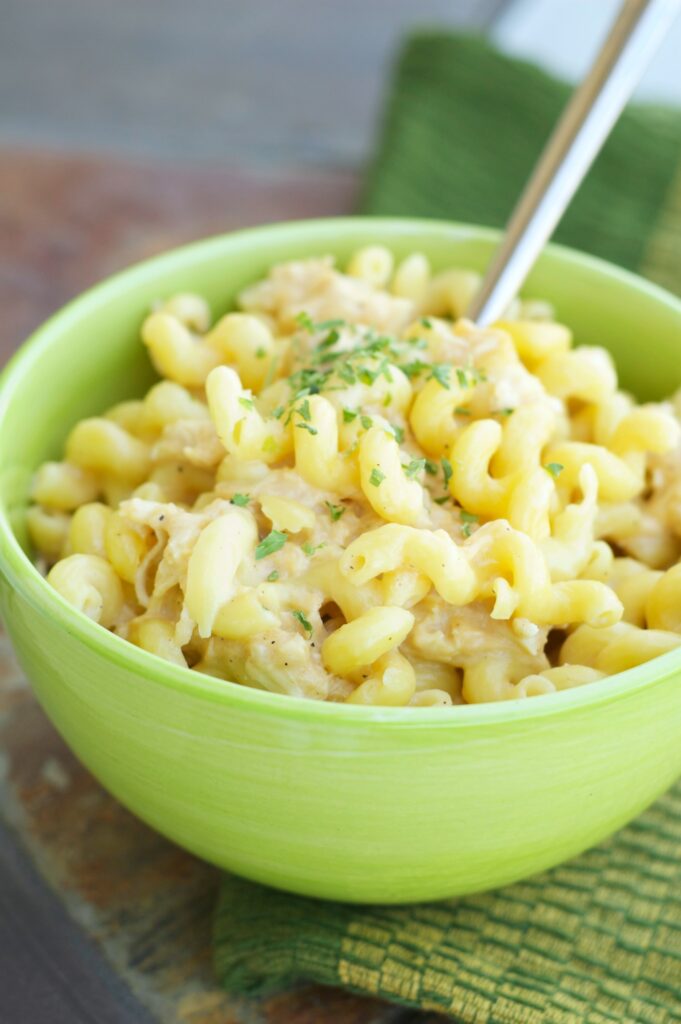 Slow Cooker Mac and Cheese