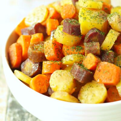 Slow Cooker Carrots with Honey Butter Sauce