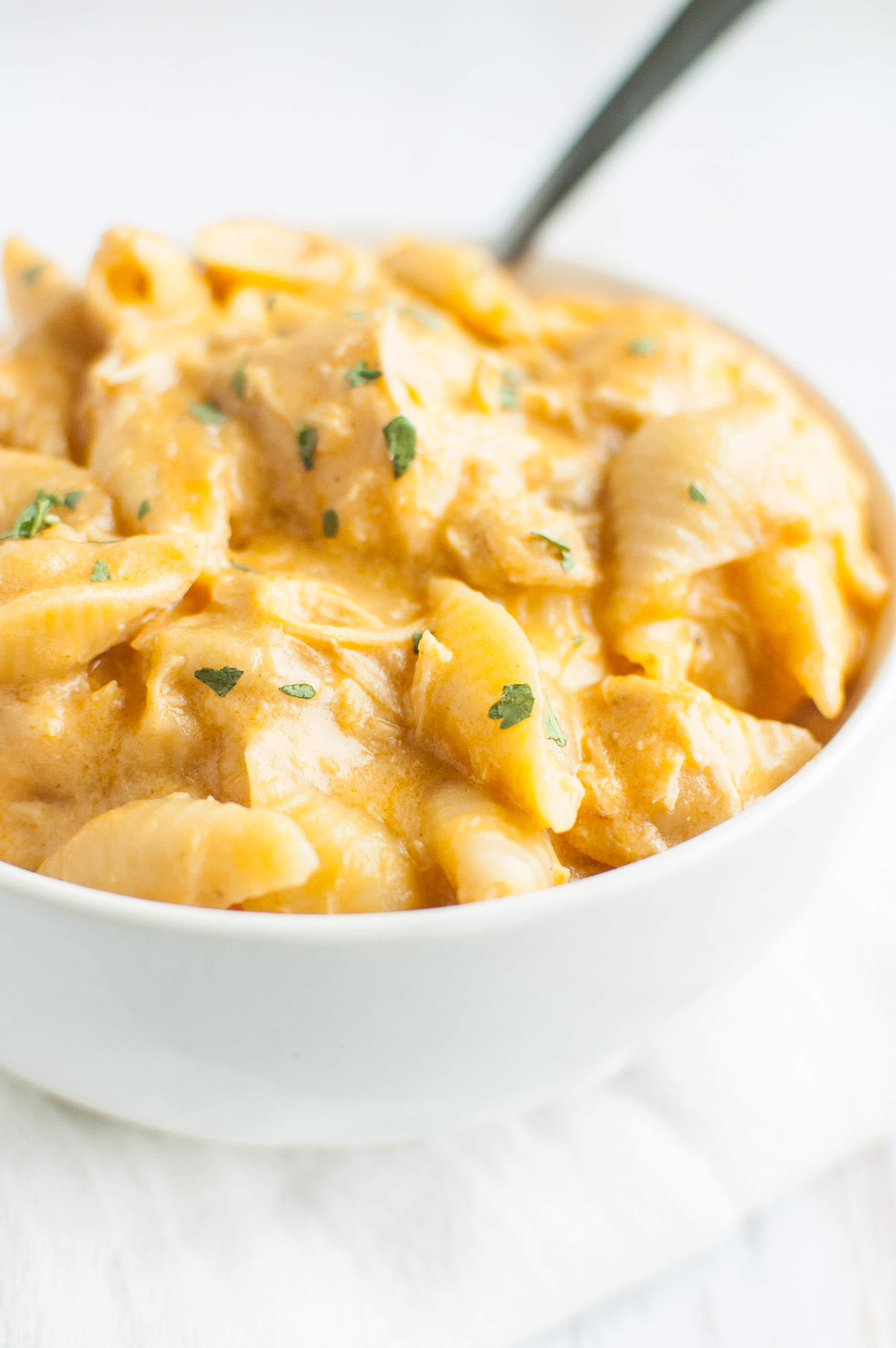 Slow Cooker Buffalo Chicken Mac and Cheese