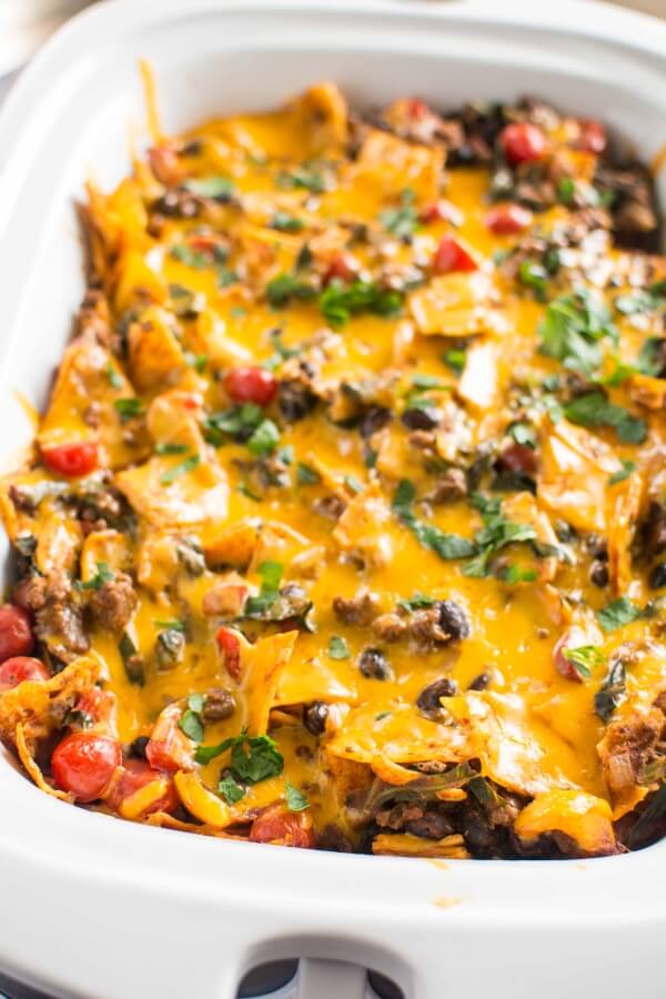 https://slowcookergourmet.net/wp-content/uploads/2015/04/Crockpot_Healthy_Taco_Casserole_1.jpg