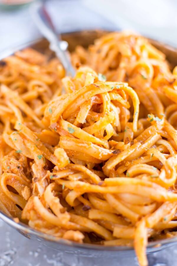 fork filled with firecracker chicken pasta