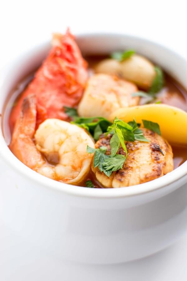 Slow Cooker Spicy Seafood Stew