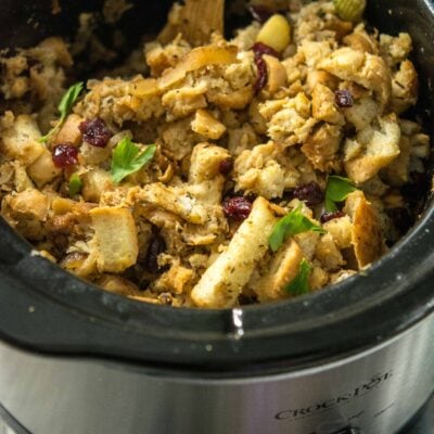 Slow Cooker Caramelized Apple Stuffing