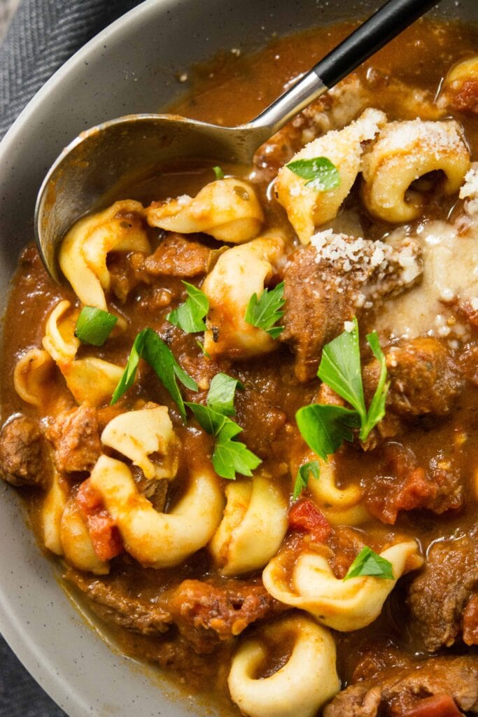 Slow Cooker Spicy Beef Tortellini Soup