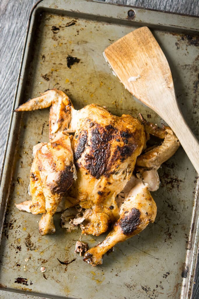 https://slowcookergourmet.net/wp-content/uploads/2016/01/Slow-Cooker-Whole-Roasted-Chicken-3-683x1024.jpg