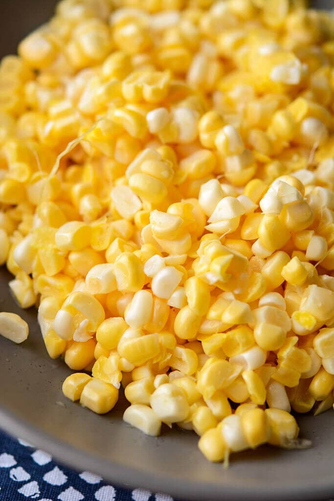 Corn kernels cut off the cob - Slow Cooker Chicken Pasta with Corn and Goat Cheese