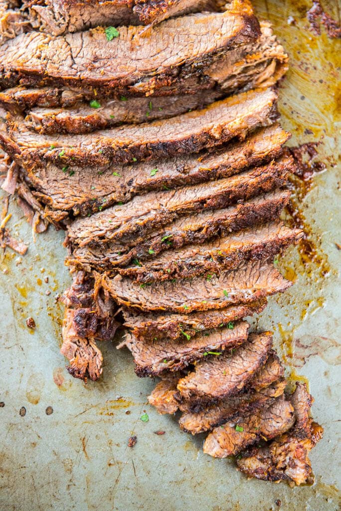 With an amazing homemade seasoning blend, this Slow Cooker Memphis Rub BBQ Brisket is simple to make in the slow cooker and perfect for entertaining!