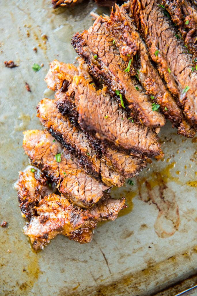 With an amazing homemade seasoning blend, this Slow Cooker Memphis Rub BBQ Brisket is simple to make in the slow cooker and perfect for entertaining!