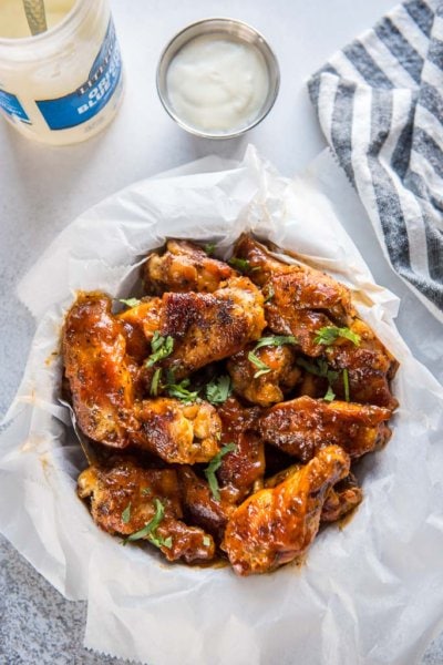 Slow Cooker Chicken Wings with Honey Buffalo Sauce - Slow Cooker Gourmet