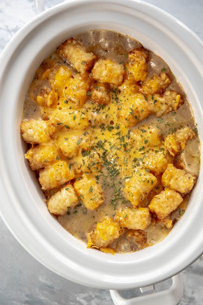 slow cooker hamburger tater tot casserole