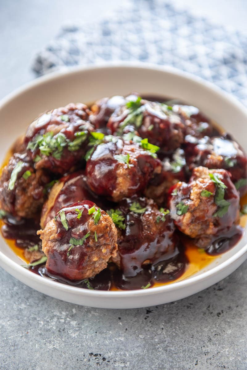 Slow Cooker BBQ Meatballs - Slow Cooker Gourmet