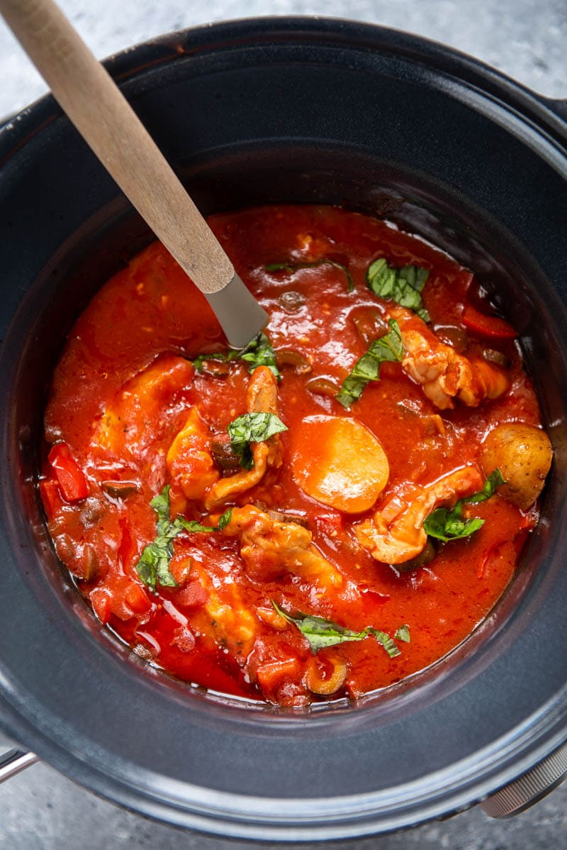 chicken cacciatore cooking in a slow cooker