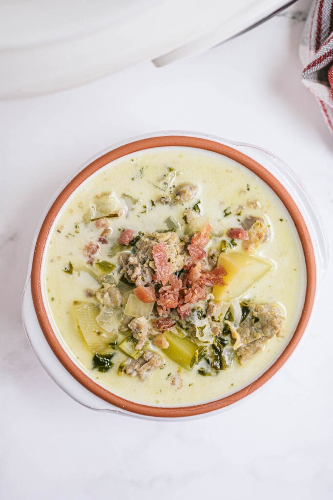 overhead shot of zuppa toscana in a bowl
