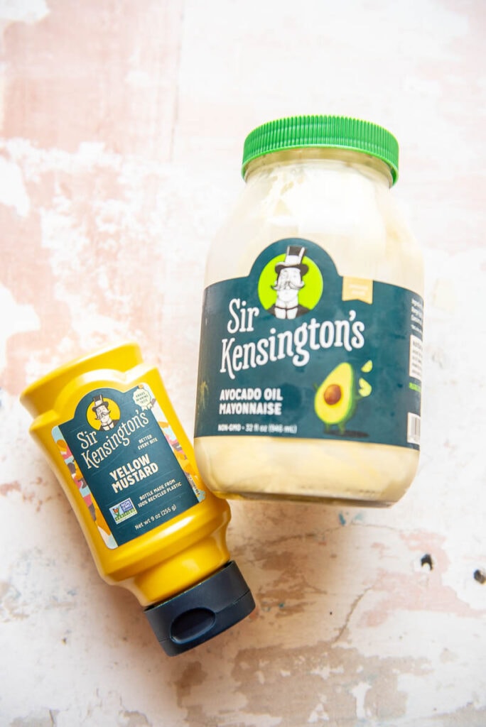 jar of mayonnaise and jar of mustard