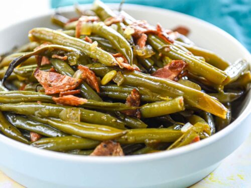 Crockpot Fresh Green Beans with Bacon - Dr. Davinah's Eats