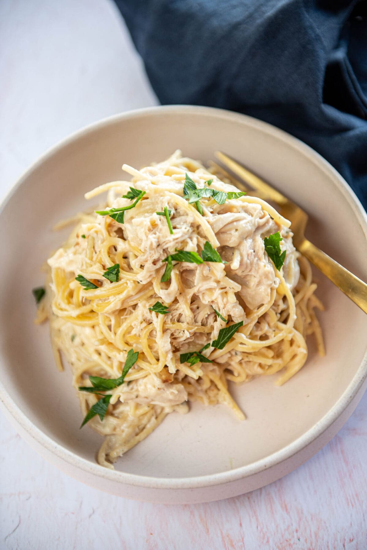Creamy Slow Cooker Chicken Spaghetti - Slow Cooker Gourmet