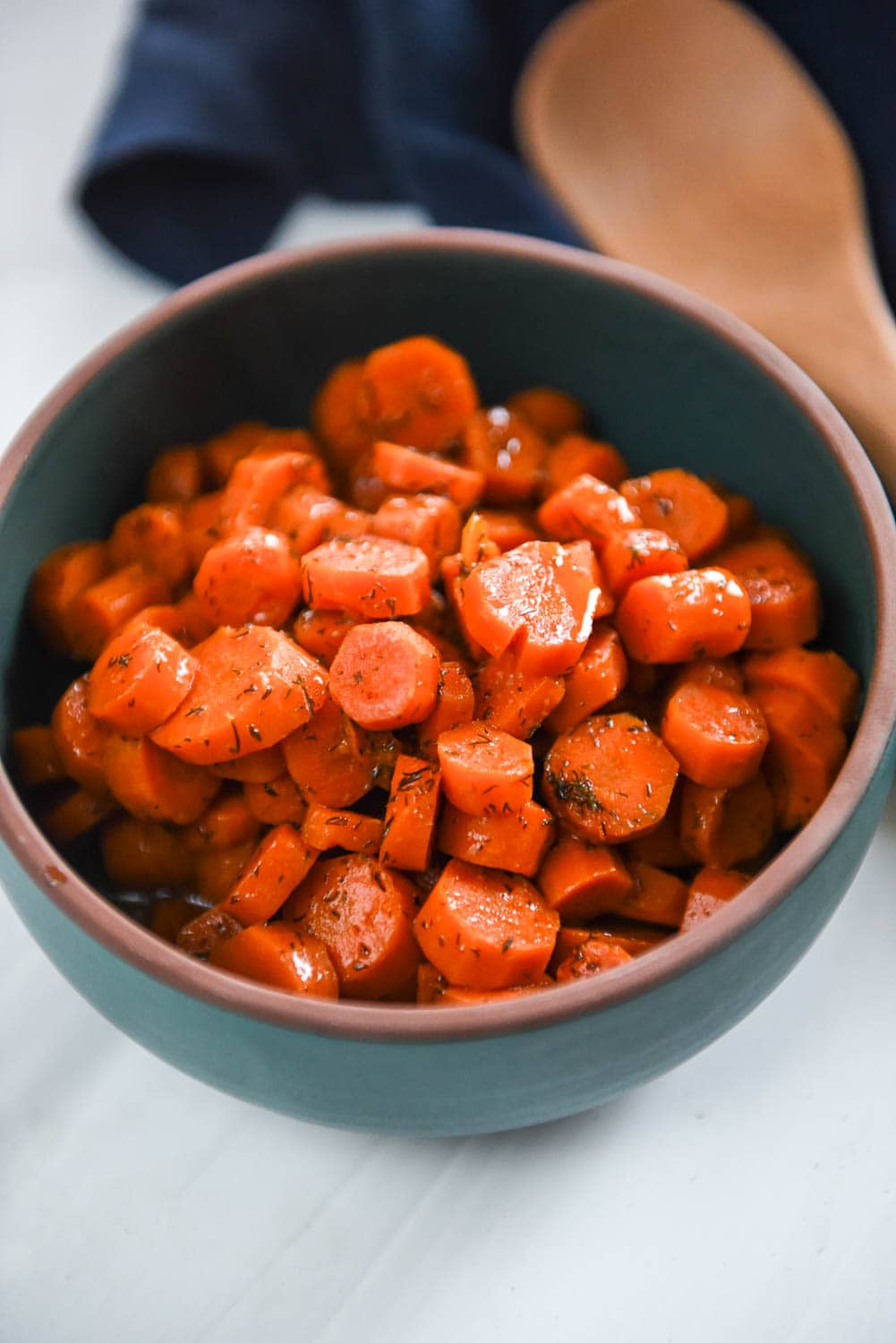 Slow Cooker Carrots with Herbed Honey Butter Sauce