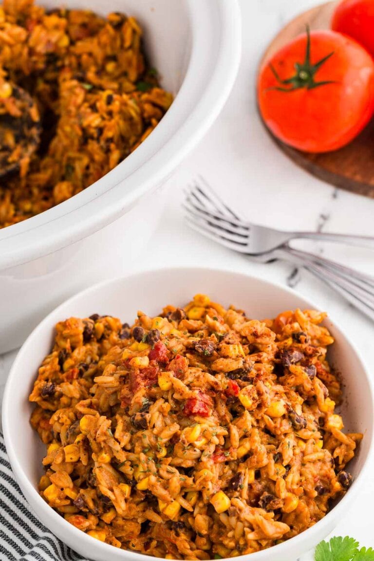 Slow Cooker Enchilada Pasta
