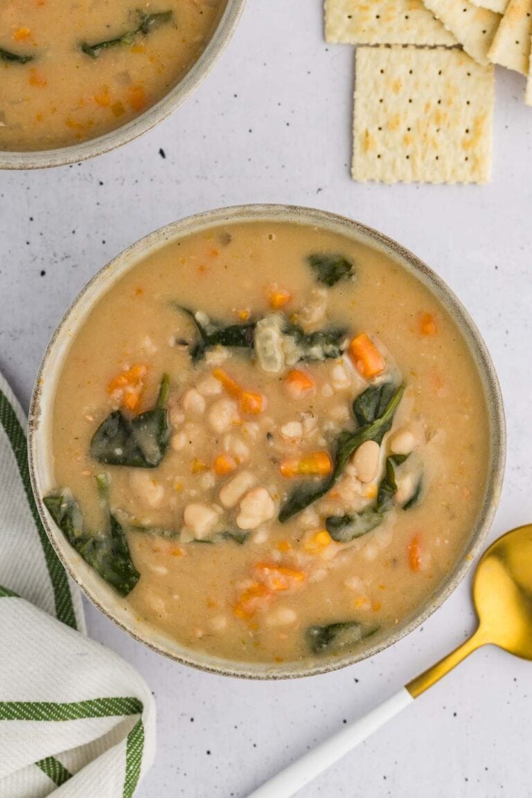 Slow Cooker White Bean Soup - Slow Cooker Gourmet