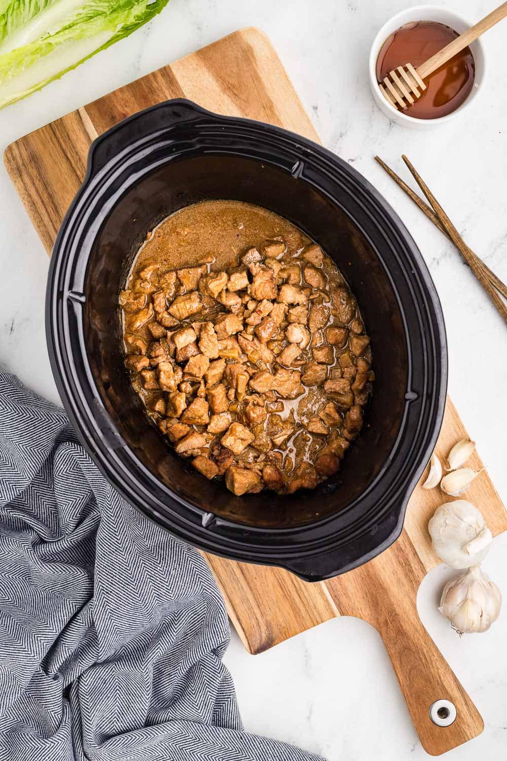 Slow Cooker Honey Garlic Chicken in slow cooker